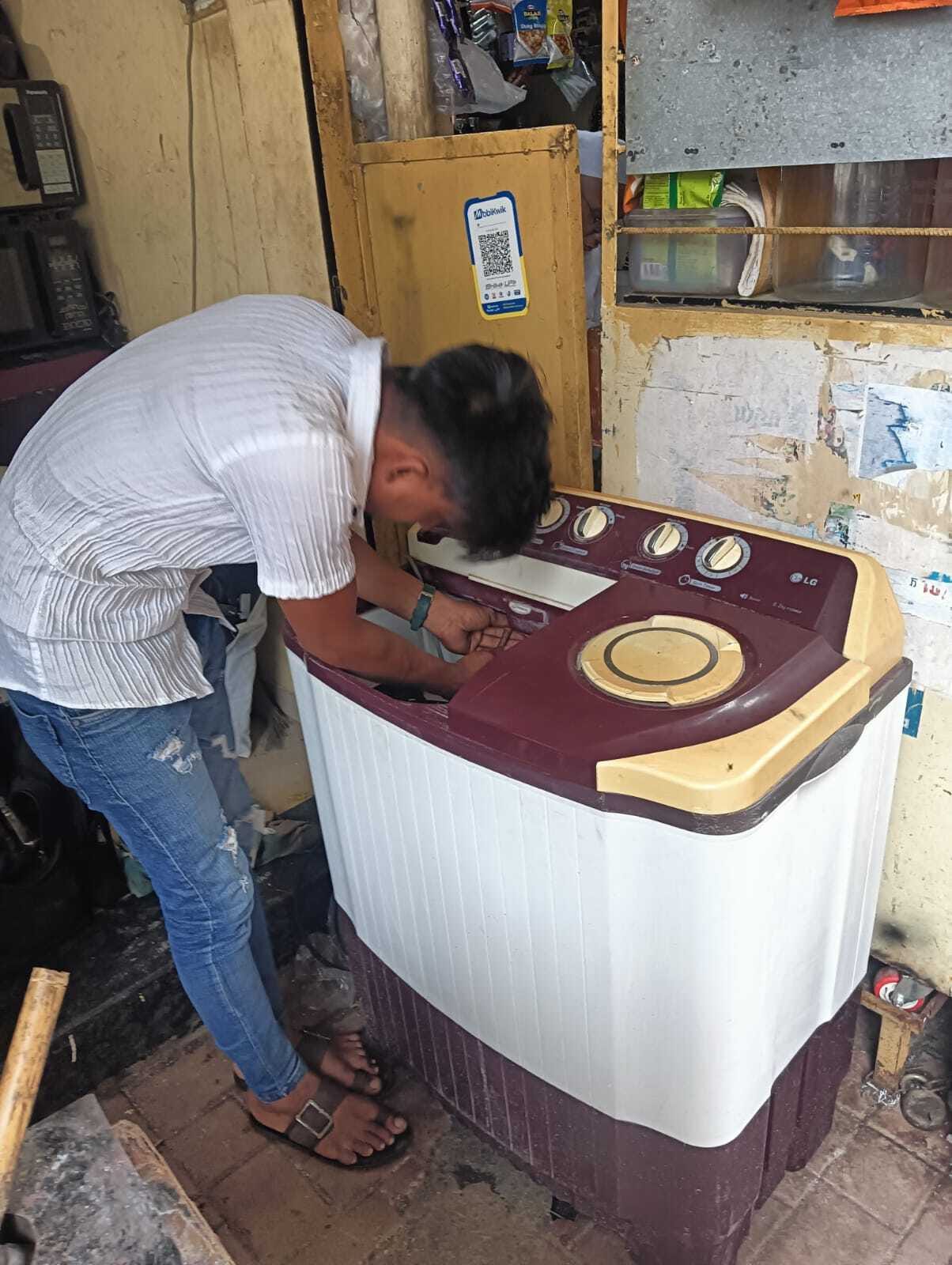Repair Service 3